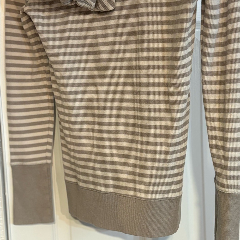 American Eagle Outfitters Rib knit hoodie size large - Picture 9 of 14